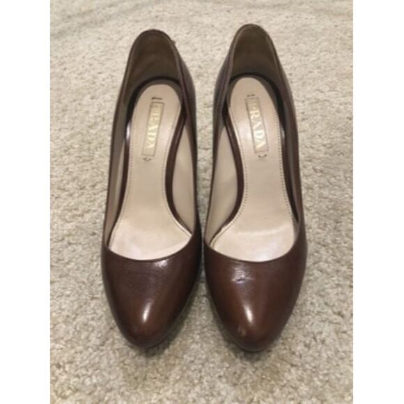 Prada Womens Brown Leather High Heel Pumps Size 37 - Picture 2 of 12